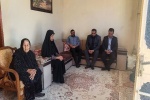 دیدار رئیس اداره بنیاد شهید و آبفا مسجدسلیمان با خانواده های شهدا