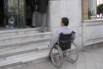 نامناسب بودن فضاهای داخل شهرستان مسجدسلیمان جهت رفت و آمد معلولین