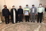 دیدار فرمانده انتظامی مسجدسلیمان با خانواده شهید