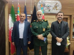دیدار رئیس کارخانه سیمان کارون با سردار حاجتی مدیرکل بنیاد حفظ آثار و نشر ارزش های دفاع مقدس خوزستان