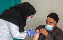 تزریق بیش از ۶۱ هزار دُز واکسن در شهرستان مسجدسلیمان/ متولدین تا سال ۱۳۸۵ به مرکز تجمیع واکسیناسیون مراجعه نمایند