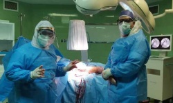 عمل جراحی شکستگی لگن بیمار مبتلا به کرونا در مسجدسلیمان